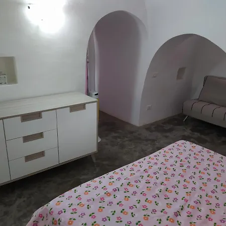 Trullo Marta Con Piscina Ostuni